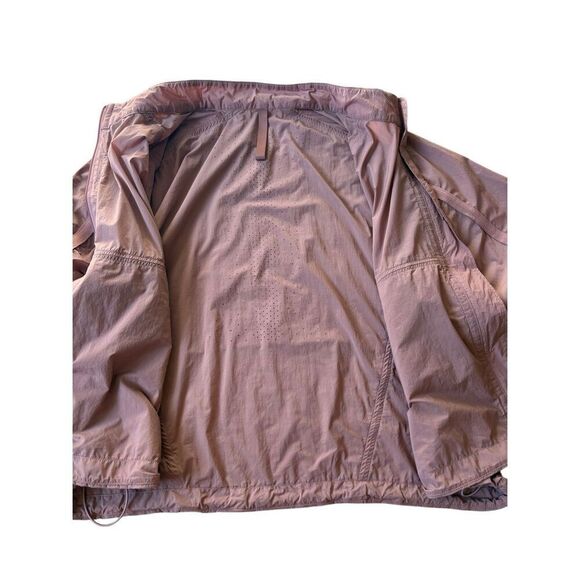 Lululemon Slip into the Moment Short Jacket size 8 Chalky Rose - Picture 14 of 15